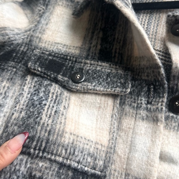 ONLY Check brushed cropped overshirt Nwt - Picture 7 of 9